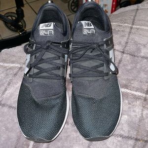 New Balance 247 Men’s kicks
